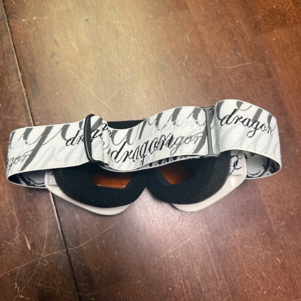 Dragon DXS Snow Goggles Unisex OS White Amber Lens Logo Strap